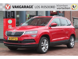 Skoda Karoq 1.5 TSI *Business* | Carplay | Adaptive Cruise & Climate Control | Camera | Stoel & Stuur Verwarming | Privacy | PDC | Navigatie |