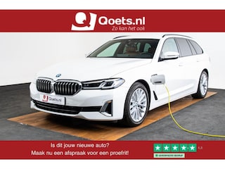 BMW 5-serie Touring 530e Luxury Line - Trekhaak - Comforstoelen - Getinte Ruiten - High Beam Assistant - Hifi - Elektrisch verwarmde voorstoelen -