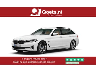 BMW 5-serie Touring 530e Luxury Line - Trekhaak - Comforstoelen - Getinte Ruiten - High Beam Assistant - Hifi - Elektrisch verwarmde voorstoelen -