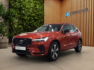 Volvo XC60 2.0 T6 Plug-in hybrid AWD Plus Dark | Trekhaak | 360 Camera | Panoramadak | Memory | Pilot Assist