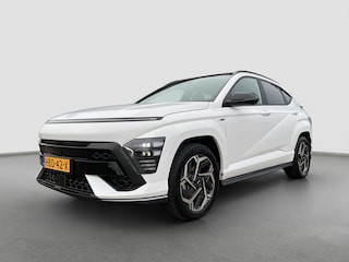 Hyundai Kona 1.6 GDI 141pk HEV N-Line Sky | Premium audio | 360 camera | Bestuurdersstoel met geheugen | Adaptive cruise control | Dodehoek detectie | Full LED koplampen | Schuif-kanteldak | Stoelverwarming | Stoelventilatie | Stuurverwarming