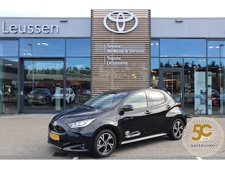 Toyota Yaris 1.5 HYBRID 115 DYNAMIC COMFORT-PACK BLIND-SPOT STOEL/STUURVERWARMING PARK-SENSOREN CAMERA NL-AUTO