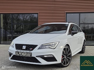 Seat Leon ST 2.0 TSI CUPRA 300 |PANO|CARPLAY|Brembo|Dealer onderhouden|