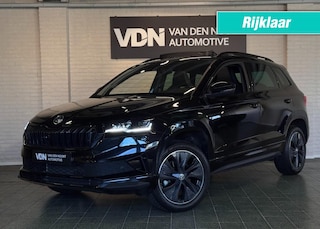 Skoda Karoq 1.5 TSI ACT Sportline Business DSG Pano Virtual ACC Trekhaak Stoelverw 18''