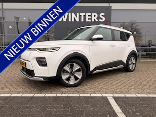 Kia Soul ExecutiveLine 64 kWh Trekhaak | Cruise Control Adaptief | Navigatie | Camera | Leder | Stoel+StuurVerwarming | Panorama-dak | Tot 10Jr. Kia-Garantie