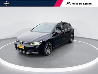 Volkswagen Golf 1.5 eTSI 150pk DSG Style · Panoramadak · Camera · Apple/Android Car Play · Dodehoeksensor ·