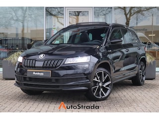 Skoda Karoq 1.5 SportLine TSI ACT 150pk | Pano | Climate | Trekhaak | Camera | Virtual | Keyless | Stoelverwarming