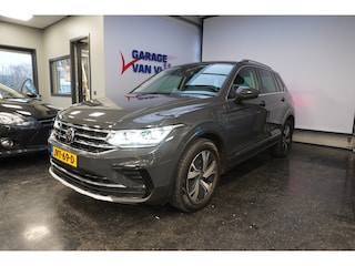 Volkswagen Tiguan 1.4TSI eHybrid Elegance 245PK Camera Trekhaak Virtual