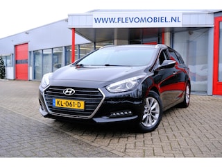 Hyundai i40 Wagon 1.7 CRDi Essence Navi|Clima|Cam|LMV