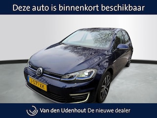 Volkswagen Golf E-DITION | Winterpakket | "Madrid" velgen | Digital cockpit | VERWACHT