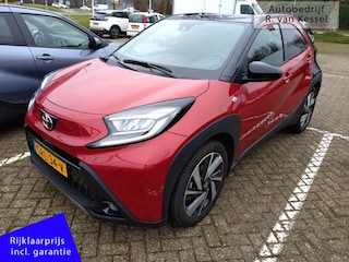 Toyota Aygo 1.0 VVT-i MT Envy I Chili Red! I 1e Eig. I PDC I NL-auto