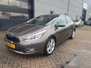 Kia Ceed cee'd 1.6i 135 PK NW MODEL 2013 INCL GR BEURT /NWE APK / 3 MND GAR.