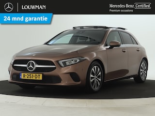 Mercedes-Benz A-klasse 200 Business Solution | Panoramadak | Stoelverwarming | LED | Car Play | Parkeerpakket met Camera | Inclusief 24 maanden Mercedes-Benz Certified garantie voor Europa.