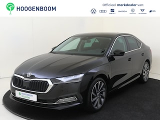 Skoda Octavia 1.4 TSI iV PHEV Business Edition Plus | Parkeersensoren | Head-up display | Stoel- en stuurwielverwarming | Cruise control | Keyless | Dodehoek detectie |