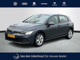 Volkswagen Golf 1.0 eTSI 110pk DSG Life Navigatie Stoel verwarming