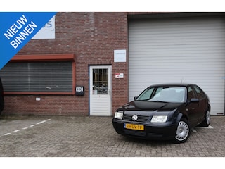 Volkswagen Bora 1.6-16V Comfortline 2e eigenaar APK Airco NAP
