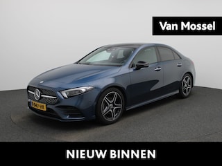 Mercedes-Benz A-klasse 180 Business Solution AMG | Schuif/Kanteldak | Sfeerverlichting | Memory Seats | Half Leder | LED Koplampen | Stoelverwarming | Camera |