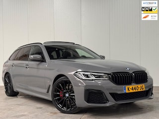 BMW 5-serie Touring 520i High Executive M-SPORT l PANO l HUD l H/K l 360 CAMERA l ORG.NL l DEALER ONDERHOUDEN
