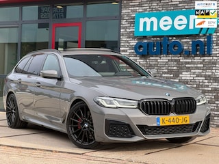 BMW 5-serie Touring 520i High Executive M-SPORT l PANO l HUD l H/K l 360 CAMERA l ORG.NL l DEALER ONDERHOUDEN