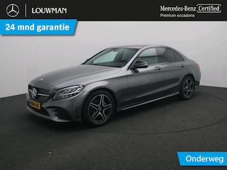 Mercedes-Benz C-klasse 180 AMG Nightpakket | Stoelverwarming | LED | Car Play | Parkeerpakket met Camera | Inclusief 24 maanden Mercedes-Benz Certified garantie voor Europa.