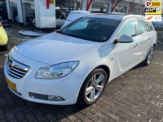 Opel Insignia Sports Tourer 1.6 T Cosmo pano.dak/trekhaak/leer/pdc.