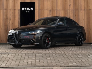 Alfa Romeo Giulia 2.0T GME AWD Competizione 280pk | Pano-dak | Harman/Kardon | CarPlay | Lederen dash.