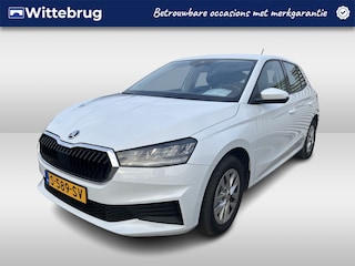 Skoda Fabia 1.0 TSI Ambition Navigatie / Lichtmetalen velgen / Airco /