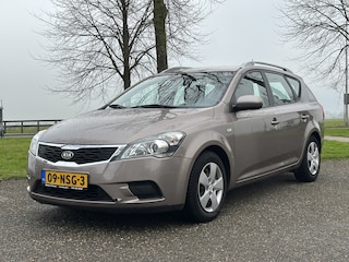 Kia Ceed cee'd 1.4 CVVT X-tra nap * boekjes *