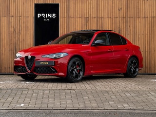 Alfa Romeo Giulia 2.0T GME AWD Competizione 280pk | Pano-dak | Harman/Kardon | CarPlay | Lederen dash.