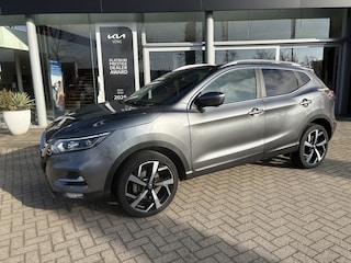 Nissan Qashqai 1.3 DIG-T Premium Edition Full Options // NieuwStaat // 44.000km // info Roel 0492-588951 // Trekhaak  info Roel 0492-588951