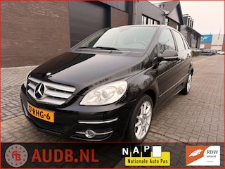 Mercedes-Benz B-klasse 160 BlueEFFICIENCY Business Class| HALFLEER|AIRCO|17 INCH|NAVIGATIE|