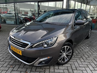 Peugeot 308 SW 1.2 PureTech Blue Lease Premium (Glazen Dak, Goed Onderhouden, Trekhaak)