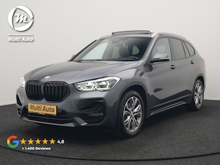 BMW X1 xDrive25e Sportline Plug In Hybrid 221pk Dealer O.H. PHEV | Panodak | Adaptive Cruise | Head Up | Camera | Lederen Sportstoelen Memory & Verwarmd | Sfeerverlichting | Stuur Verwarmd | Apple Carplay | Keyless | Navigatie | DAB |