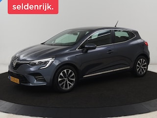 Renault Clio 1.0 TCe Intens | Stoelverwarming | Camera | Carplay | Half leder | Climate control | Full LED | Parkeerhulp | Cruise control | Keyless