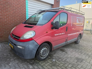 Opel Vivaro 1.9 CDTI L1H1DC Essentia Bj:2005 NAP!