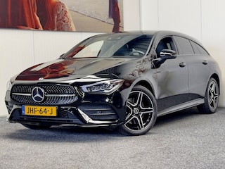 Mercedes-Benz CLA SHOOTING BRAKE 250 E AMG LINE NAVIGATIE CRUISE CONTROL CLIMATE CONTROL PANORAMA SCHUIF/KANTELDAK APPLE CARPLAY/ANDROID RIJSTROOKSENSOREN ACHTERUITRIJCAMERA ZEER MOOI !! Brgl