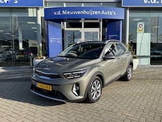 Kia Stonic 1.0 T-GDi MHEV DynamicPlusLine Fabrieksgarantie  Automaat | Trekhaak | Navigatie | Camera