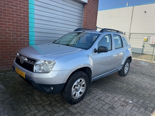 Dacia Duster 1.6 Lauréate 2wd Airco Bj:2011 NAP!
