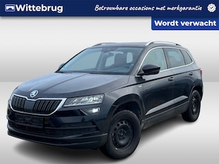 Skoda Karoq 1.5 TSI 150pk DSG Ambition clever / Panoramadak / Achteruitrij camera / Led verlichting / Elek Achterklep / 17''LMV