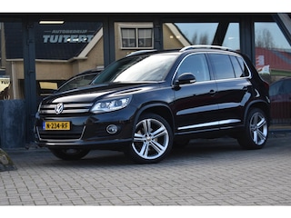 Volkswagen Tiguan 1.4 TSI R-LINE LM | TREKHAAK | XENON | LED | STOELVERWARMING | NAVI | CRUISE CONTROLE