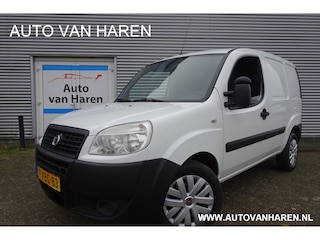 Fiat Doblò 1.4 TREKHAAK ALL SEASONBANDEN SCHEIDINGSWAND