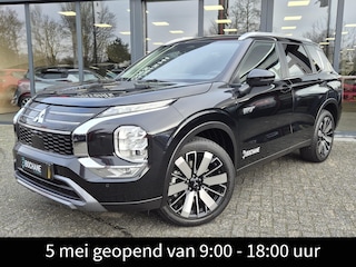 Mitsubishi Outlander 2.4 PHEV First Edition DEMO | 20 inch | Trekhaak afneembaar | Leer/Alcantara | Leverbaar Mei | Private Glass | High end Audiosystem |