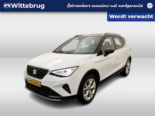 Seat Arona 1.5 TSI EVO 150pk DSG FR Business Intense / LED / App-Connect / Climate Control / Camera / Donker glas / 17" LMV