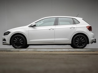 Volkswagen Polo 1.0 TSI Comfortline Sport (APPLE CARPLAY,GROOT NAVI,ADAPTIVE CRUISE,TREKHAAK,LED,SPORTSTOELEN,NETTE STAAT)