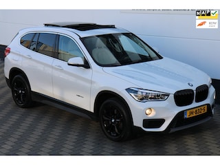 BMW X1 SDrive20i Centennial High Executive Pano Trekhaak NAP