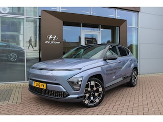 Hyundai Kona Premium Sky 65.4 kWh Automaat Leer Airco 360 Camera Carplay Demo Nieuwstaat