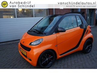 Smart Fortwo cabrio 1.0 NIGHT&ORANGE EDITION SLECHTS 235 STUKS VAN GEMAAKT!!! MITSUBISHI MOTOR! AIRCO 15INCH LMV ELECTR.CABRIODAK LEDER ELECTR.RAMEN/SPIEGELS