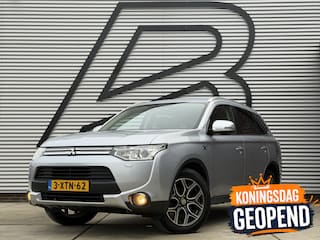 Mitsubishi Outlander 2.0 PHEV Executive Edition X-Line 1e Eigenaar,Navi,Camera,Cruise,Clima,N.A.P,APK tot 10-2026