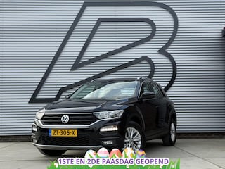 Volkswagen T-Roc 1.5 TSI Style 1e Eigenaar,Clima,Navi,Automaat,150 PK,Adap cruise,PDC V+A,Carplay,N.A.P,APK tot 08-2027
