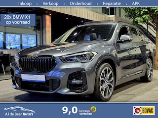 BMW X1 xDrive25e High Executive M-Sport | Panaroma | H/K | Trekhaak | Camera | HUD | Carplay